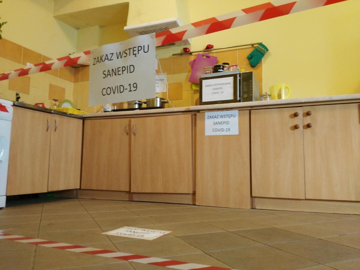 Iwona Hostel - Budget Rooms With Private Bathrooms Sopot Exterior photo