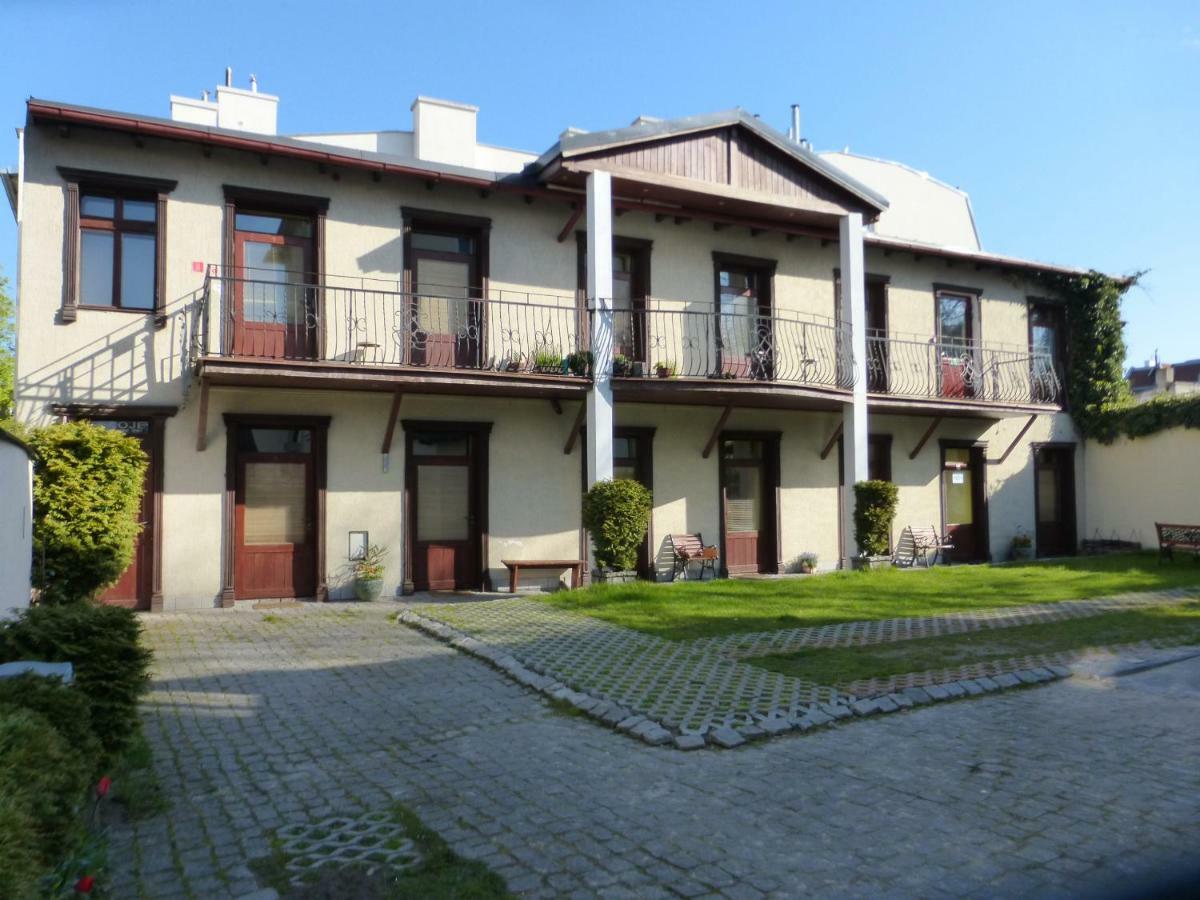 Iwona Hostel - Budget Rooms With Private Bathrooms Sopot Exterior photo