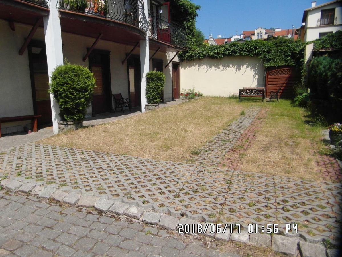 Iwona Hostel - Budget Rooms With Private Bathrooms Sopot Exterior photo
