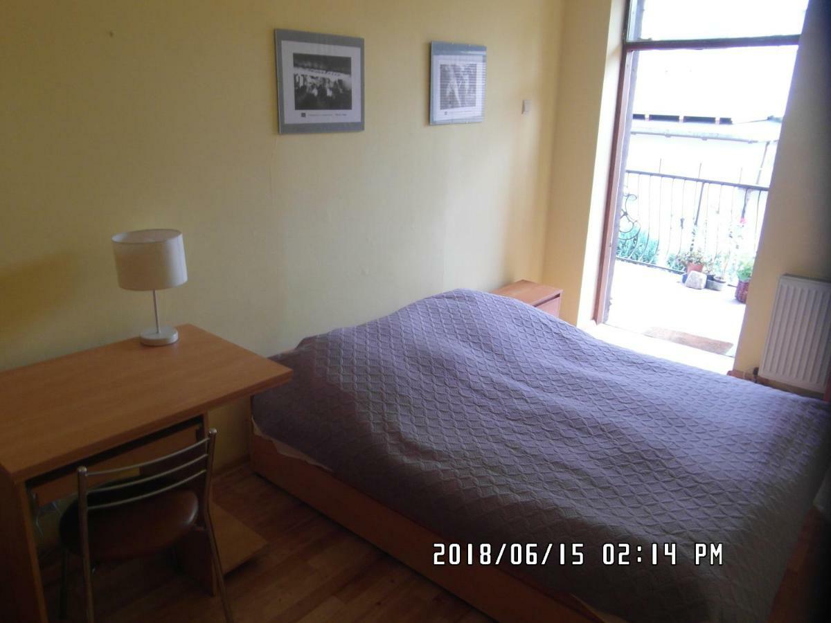Iwona Hostel - Budget Rooms With Private Bathrooms Sopot Exterior photo